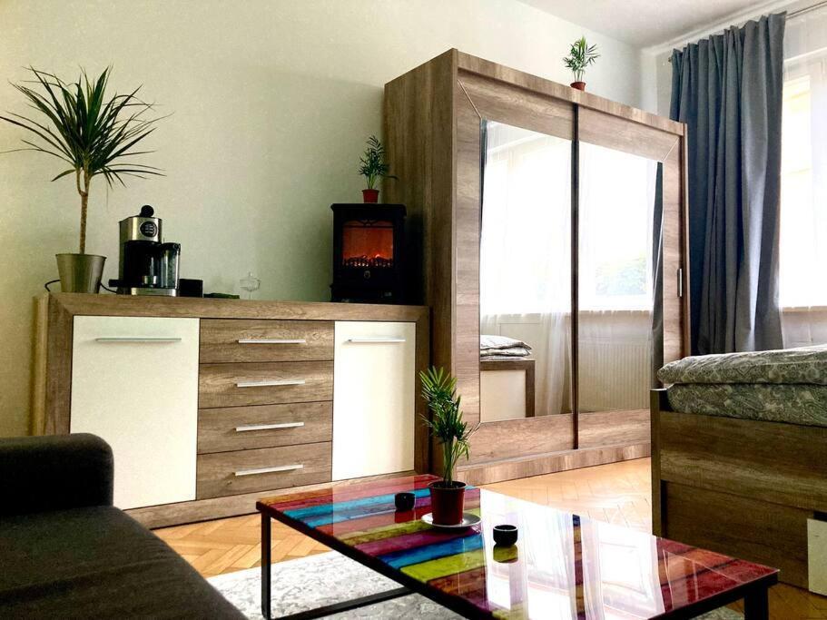 Sunny Flat In Center Of Prague Apartment Ngoại thất bức ảnh