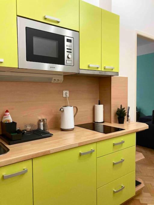 Sunny Flat In Center Of Prague Apartment Ngoại thất bức ảnh